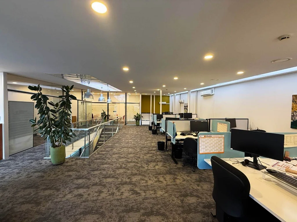 Mount Eden STANDALONE MT EDEN OFFICE SPACE WITH PARKING
