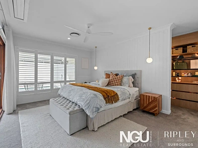 17 TRINITY CR, AUGUSTINE HEIGHTS QLD 4300, 5 રૂમ, 2 બાથરૂમ, House