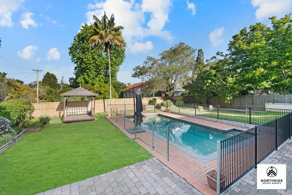 Luxurious Family Home in Blue Ribbon Location