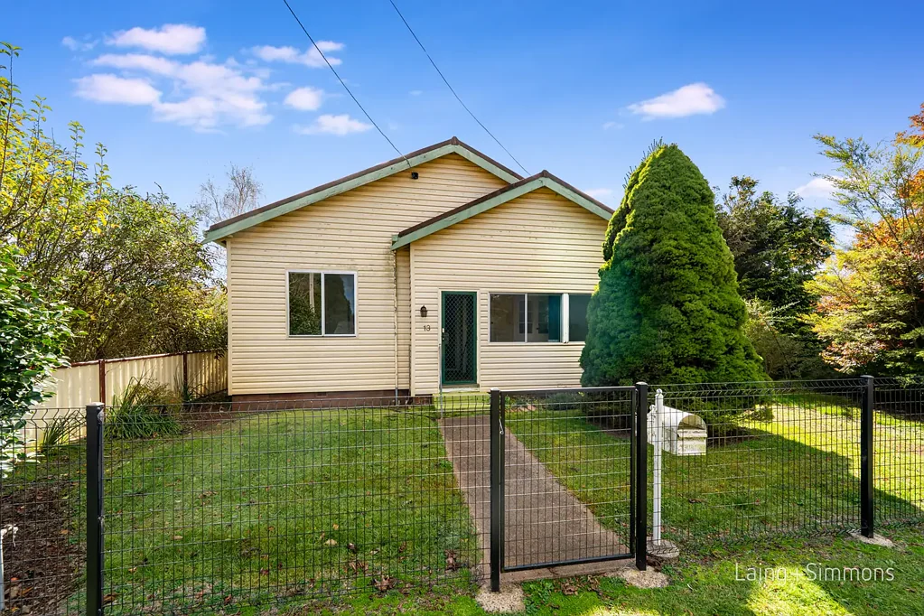 13 Aboomala Street, Guyra, NSW 2365
