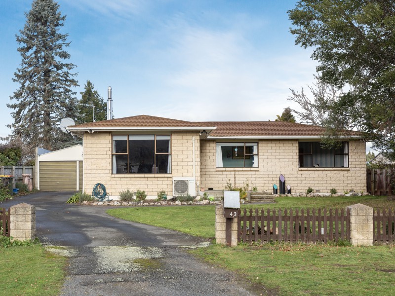 43 Skerries Street, Outram, Dunedin, 3 rūma, 1 rūma horoi