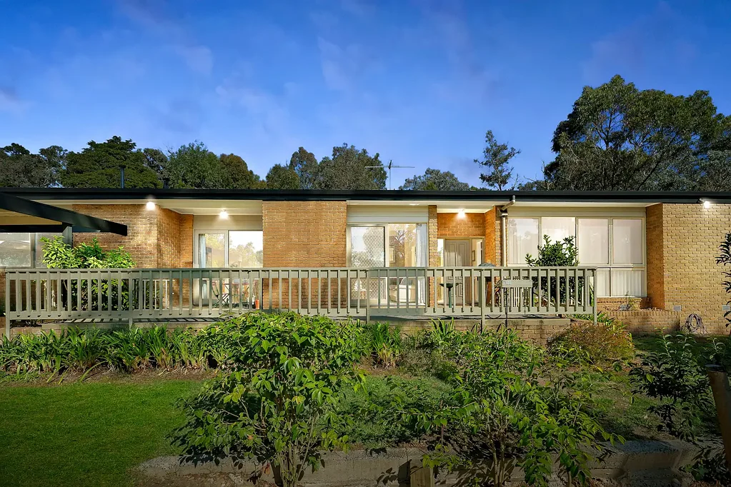 Donvale 4部屋 An incredibly private family sanctuary