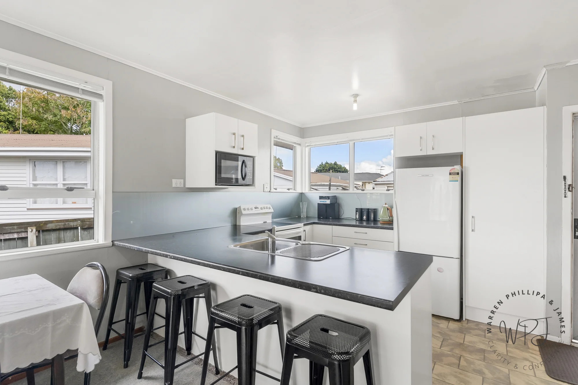 Papakura 3Zimmer Classic Home, Big Outdoor Appeal!