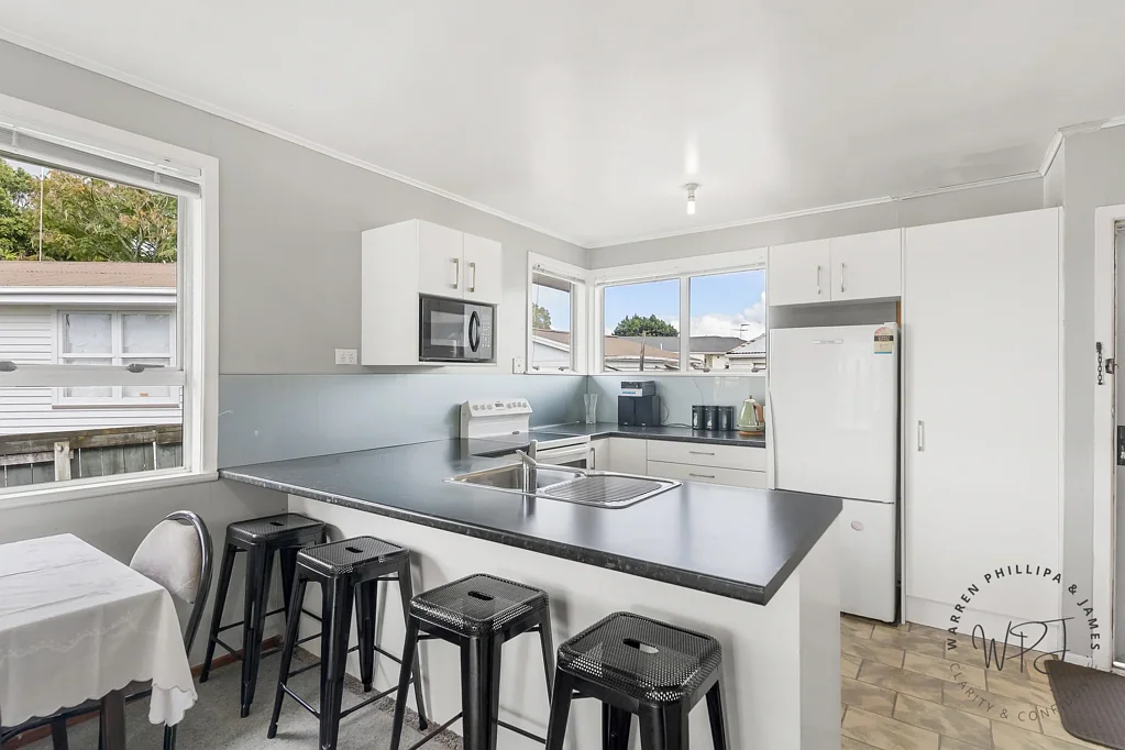Papakura 3房  Classic Home, Big Outdoor Appeal!