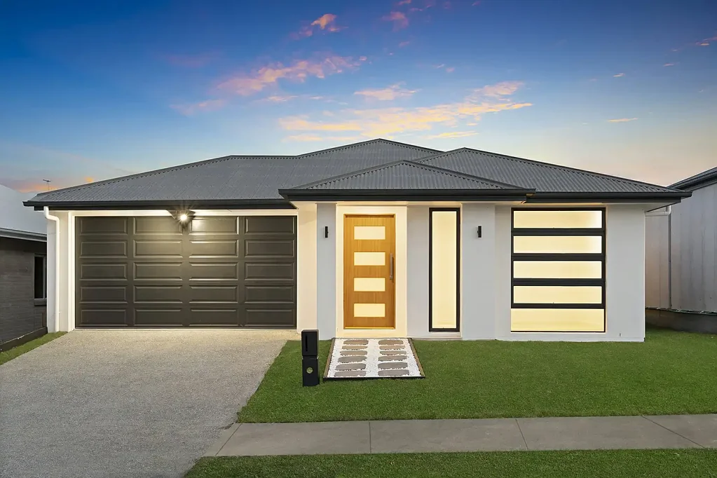 Greenbank 4 Slaapkamer BRAND NEW | PERFECT FAMILYHOME | PREMIUM UPGRADES THROUGHOUT
