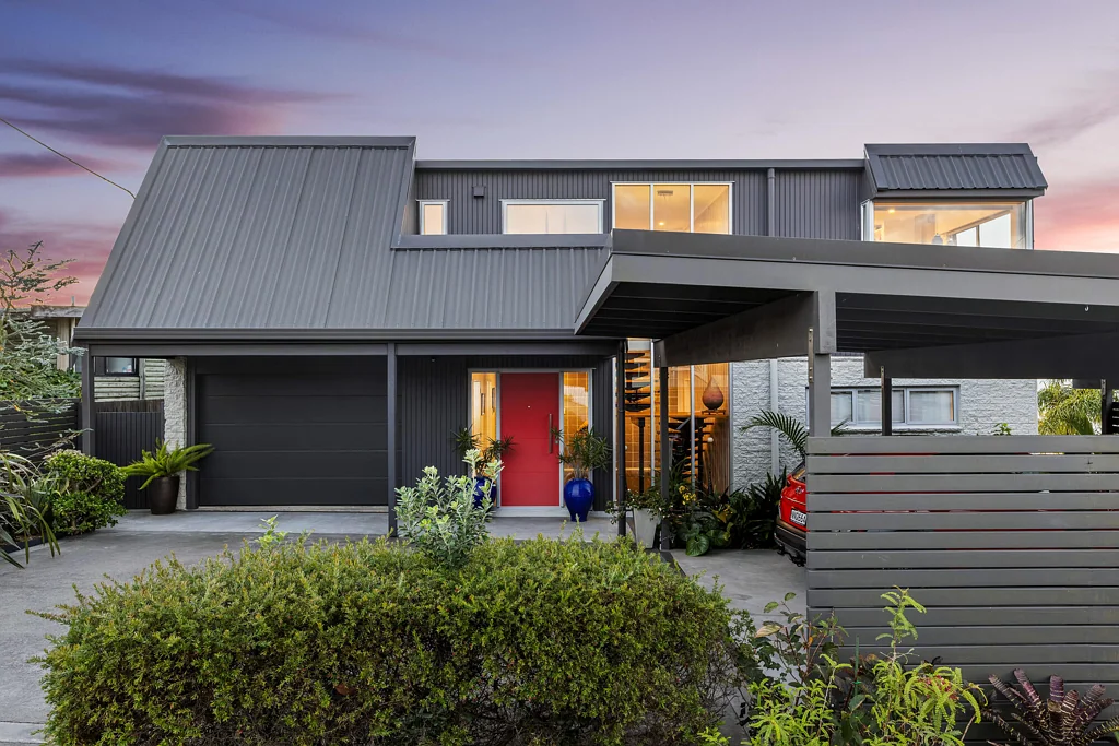 Stanmore Bay 5Zimmer Sophisticated beachside living - views forever
