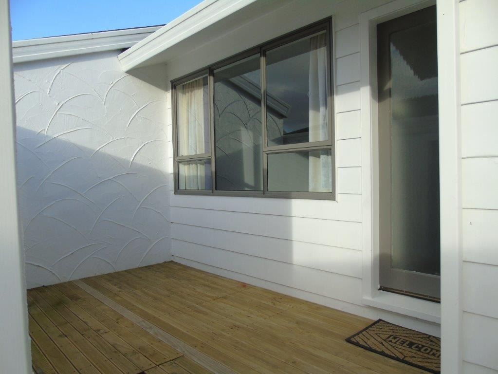 2/12 Kekeno Grove, Tirohanga, Lower Hutt, 2 chambres, 1 salles de bain