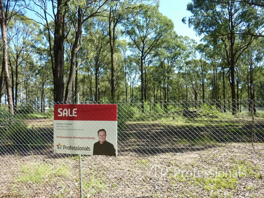 Vineyard 两块地块 1112平米 18.29米临街宽 深度60.96米 Vineyard核心位置 靠近Rouse Hill Town Centre 无洪水影响 R3中等密度住宅区 R3 Medium Density Residential Zone