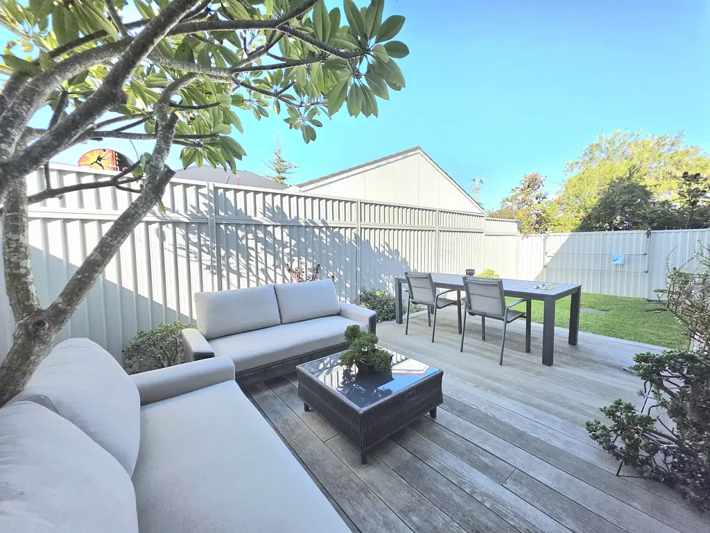 Luxury Coastal living - Three bedroom two level Town House with double garage Partly Furnished