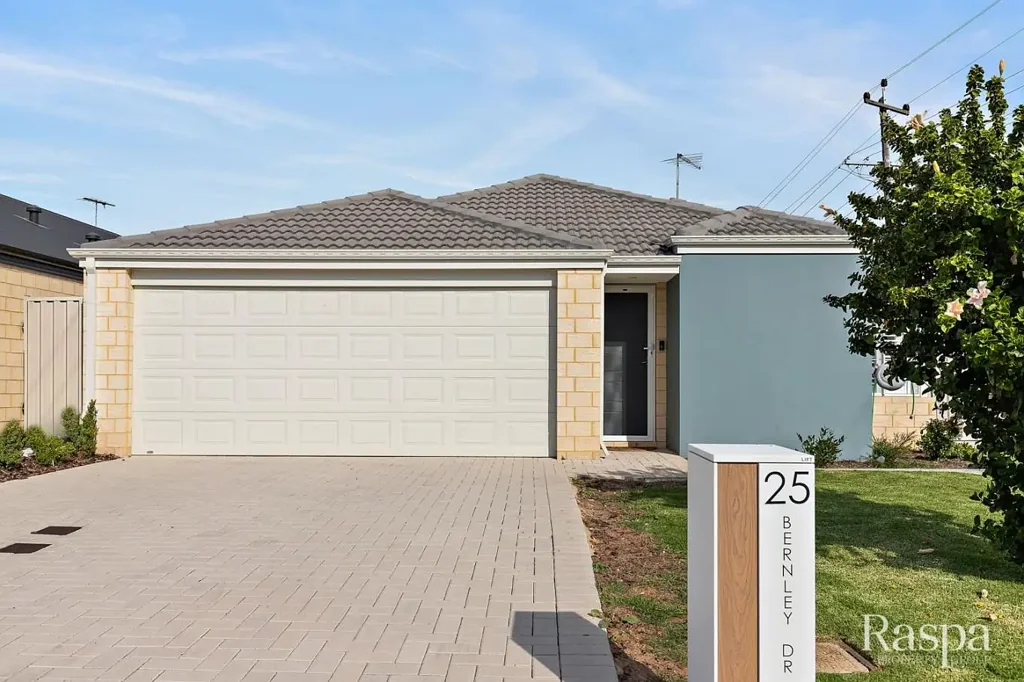 25 Bernley Drive, Viveash, WA 6056