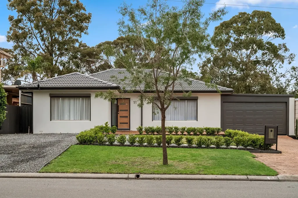 St Agnes 5房  Flexible Family Living on a Generous St Agnes Block.