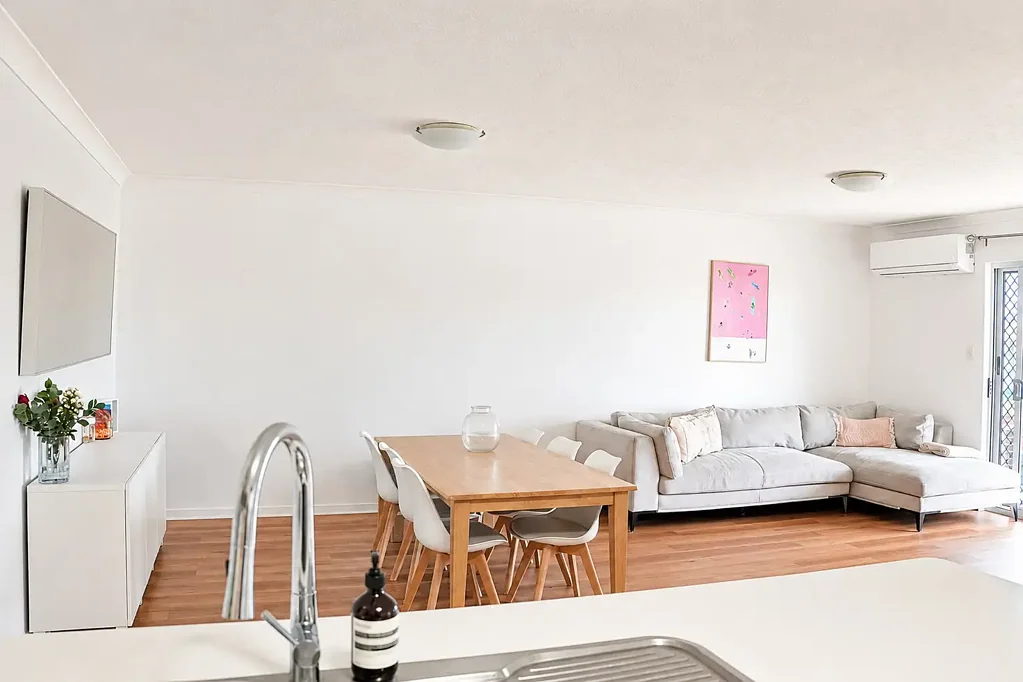 Modern Two-Bedroom in Prime Nundah Location