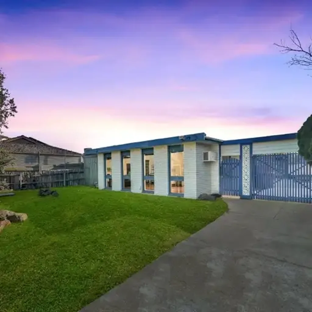 Comfortable Family Home in a Convenient Wyndham Vale Location!