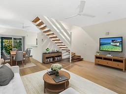 10/11-13 Pioneer Street, Manoora