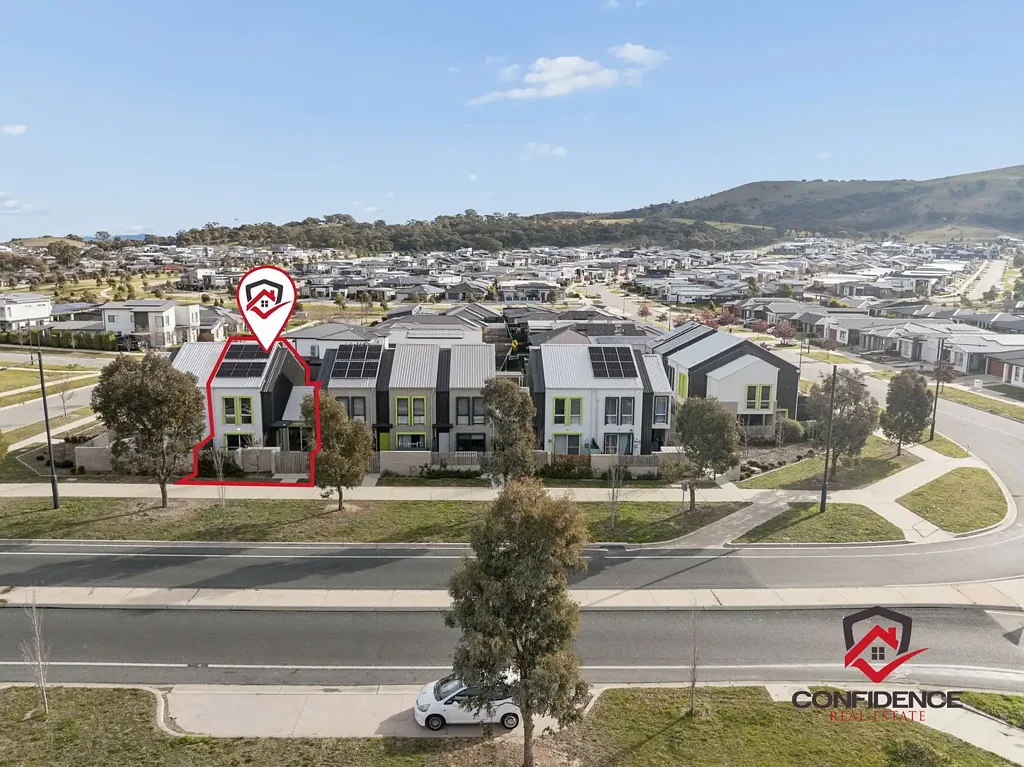 Taylor 3房  Contemporary Three-Bedroom Townhouse with Reserve Outlook