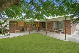 81 Ironbark Street, Elanora