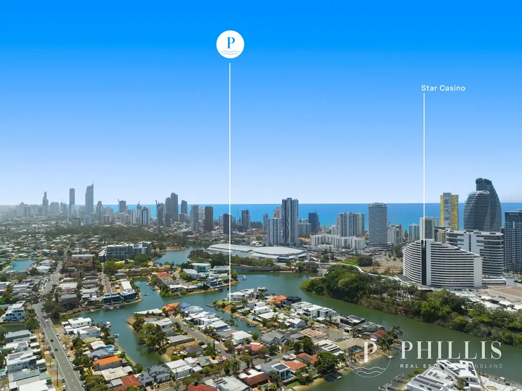 15 Lakeland Key, Broadbeach Waters, QLD 4218