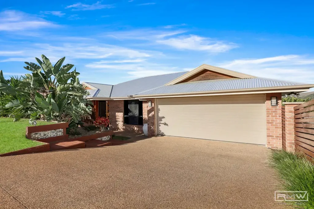 7 Bells Court, Rosslyn, QLD 4703
