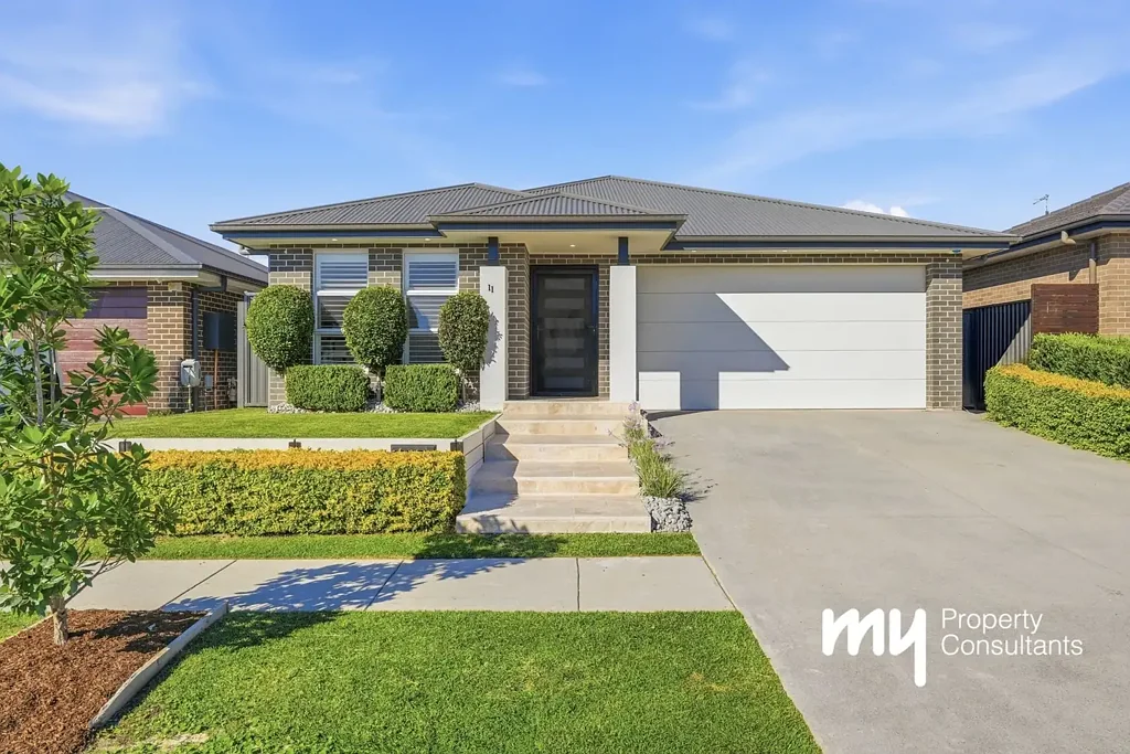11 Arena Street, Spring Farm, NSW 2570