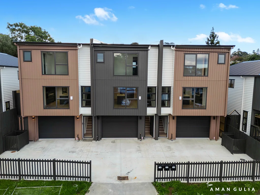 Hillsborough 3Kwarto Stylish New Standalone & Townhouse Options