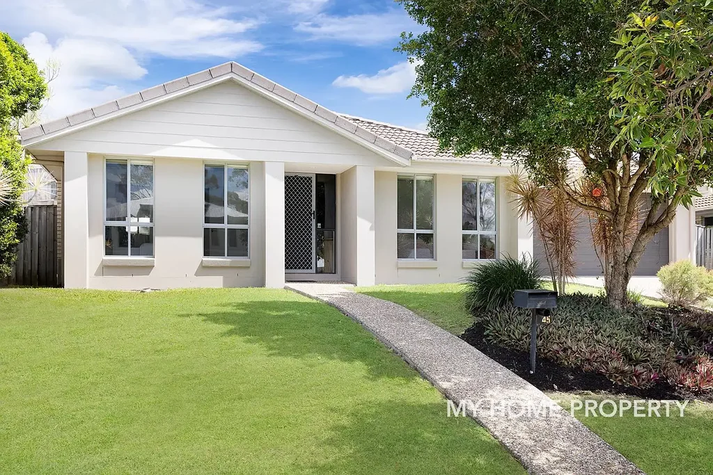 45 Dillon Avenue, Augustine Heights, QLD 4300