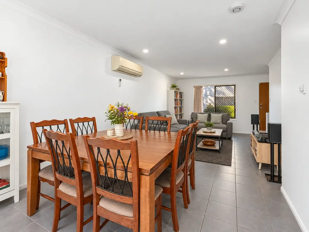 Richlands 3 Bedroom OWNERS HAVE BOUGHT ELSEWHERE! Solar, Rainwater Tank & EV Charger In Private, Corner Townhouse!