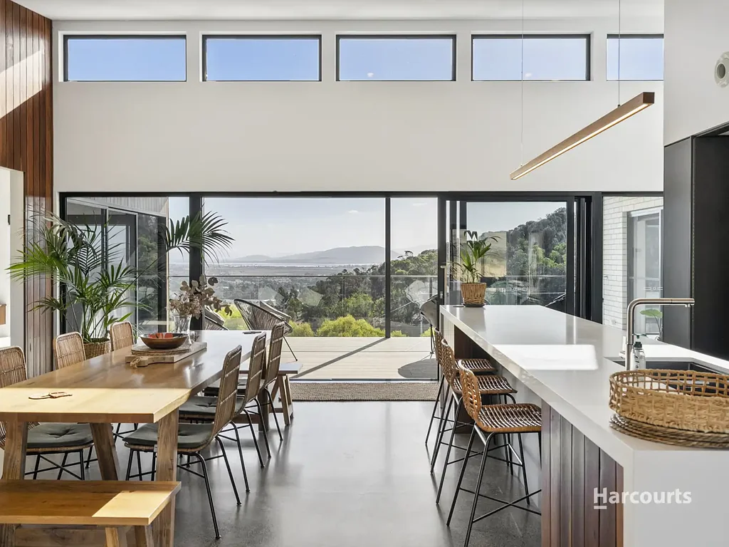Acton Park 4 Bedroom Premium Lifestyle