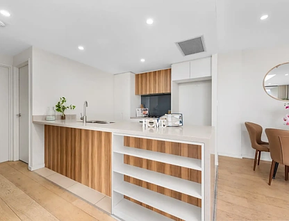 905/380 Forest Road, Hurstville, NSW 2220, 2房, 2浴, 公寓
