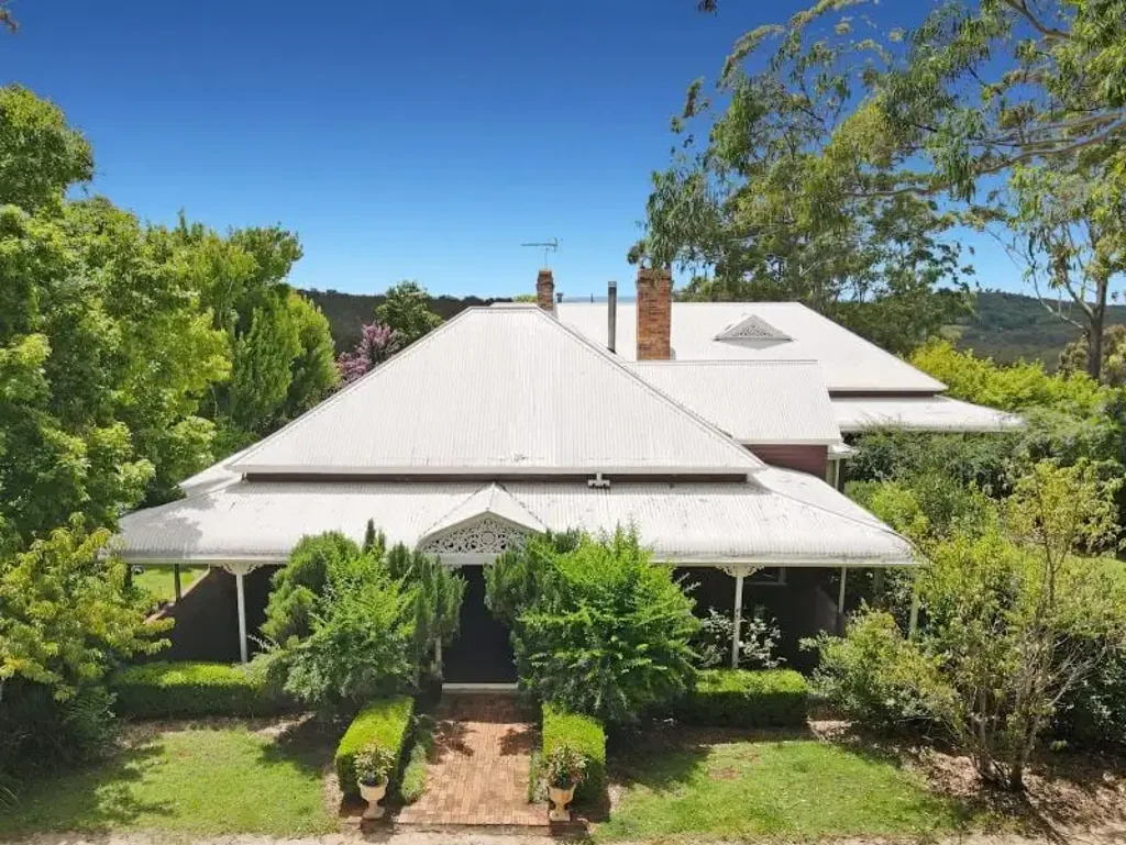 Crows Nest 5 Bedroom Discover the magic of Anduramba Homestead