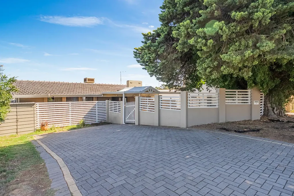 Spearwood 3ห้องนอน UNDER OFFER!