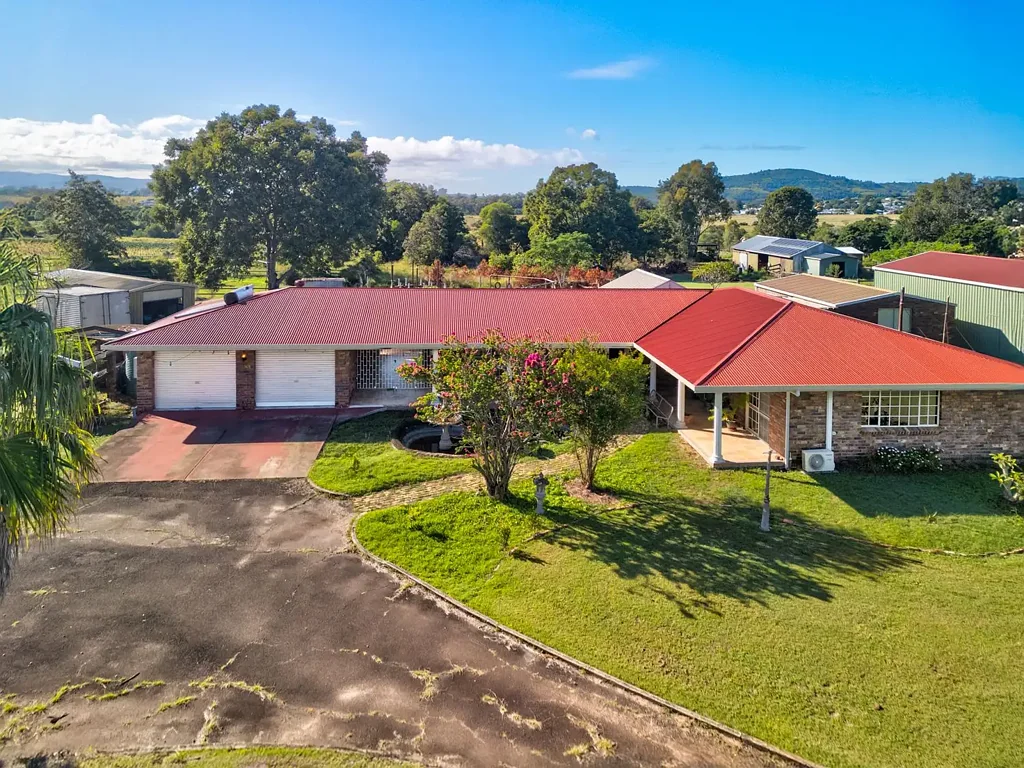 Lowood 4部屋 Charming & Close to Town - 14 Acres* of Prime Horse Country!