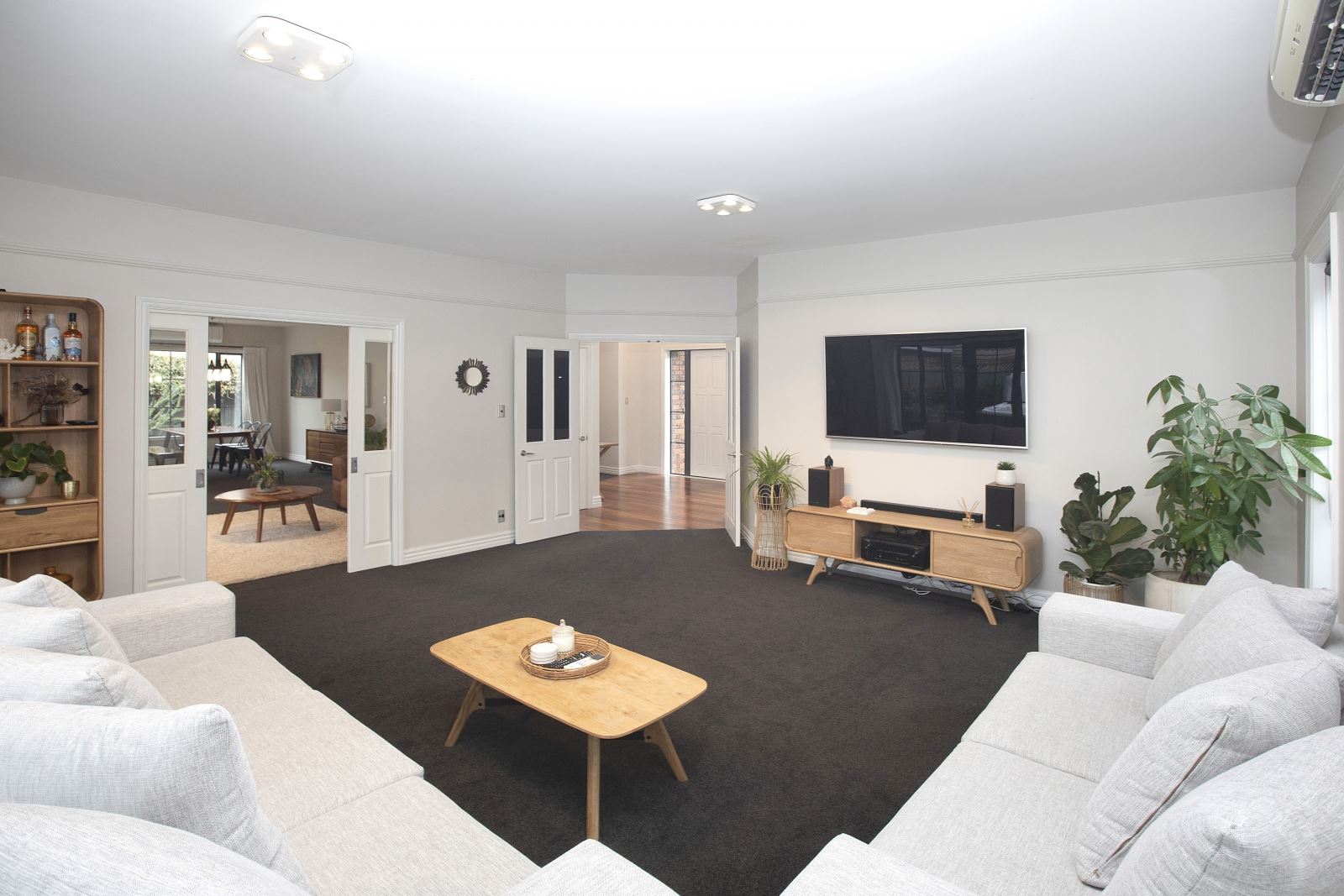 7 Birkdale Drive, Shirley, Christchurch, 4部屋, 2バスルーム