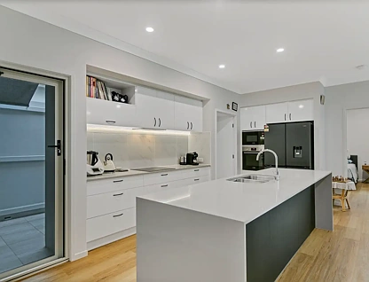 208/25 Banya Avenue, Nirimba, QLD 4551, 2房, 2浴, 乡村别墅
