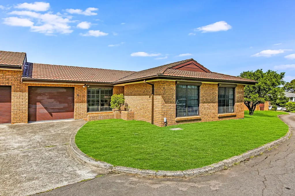 Fully Renovated Three Bedroom Villa plus Office Area/Study