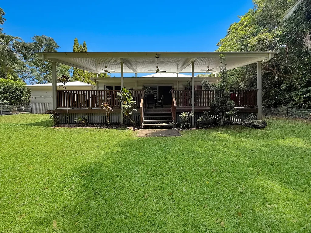 Wongaling Beach 3બેડરૂમ Half-Acre Queenslander Retreat With Pool & Rainforest Privacy