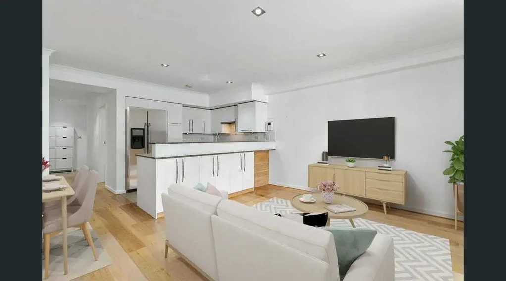 UNFURNISHED THREE BEDROOMS IN SUBIACO.