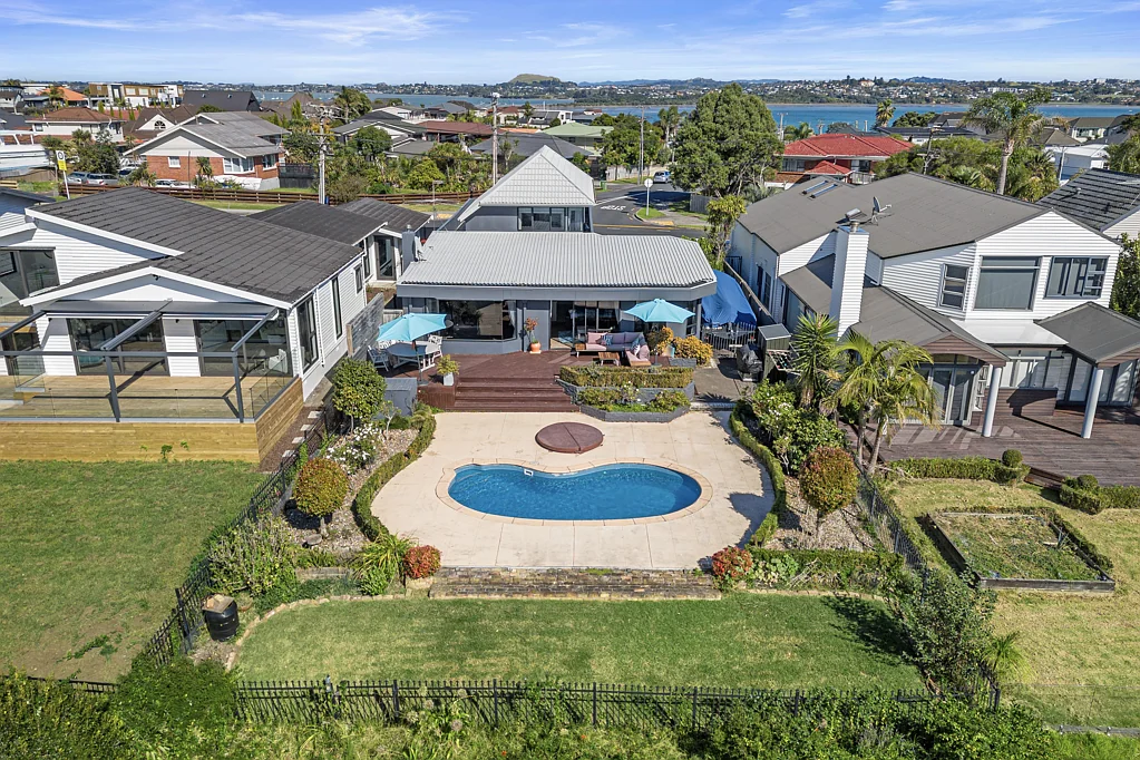 108 Clovelly Road, Bucklands Beach, Manukau City, Auckland