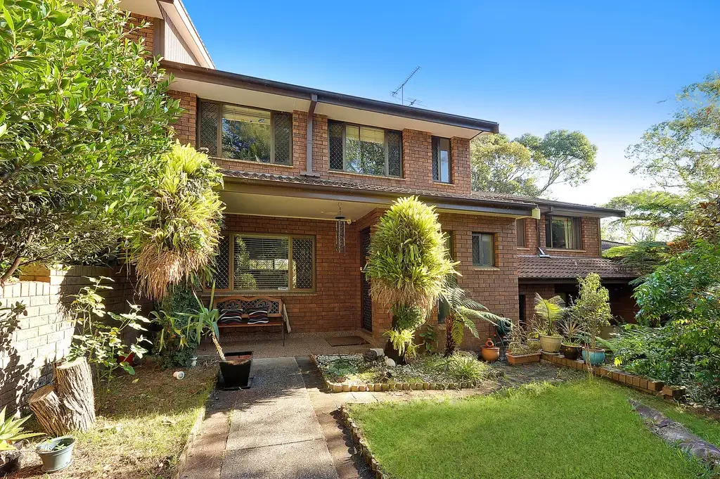 Well presented townhouse in great location