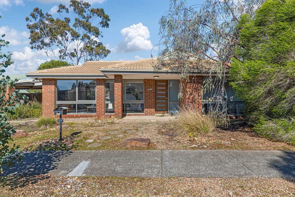 53 Dunrossil Drive, Sunbury, VIC 3429