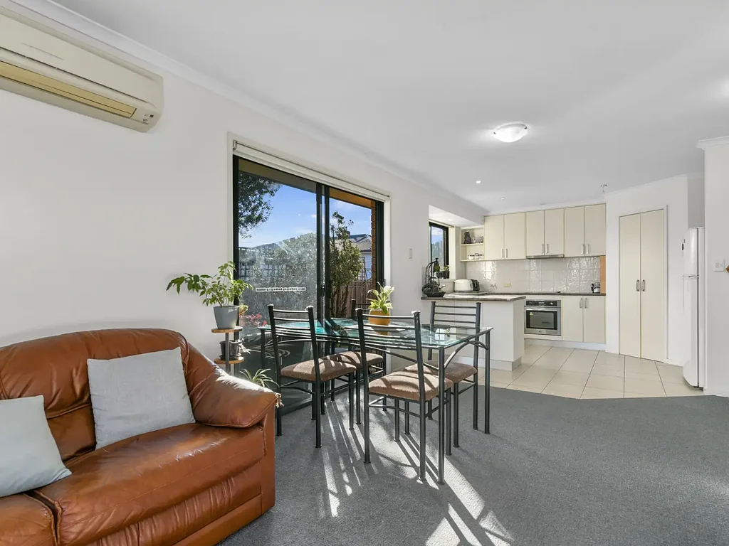 2/8 Walker Street, Sorell, TAS 7172