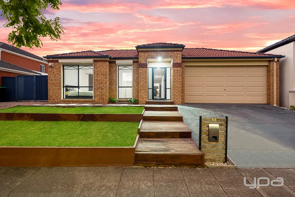 7 Narooma Avenue, Burnside, VIC 3023