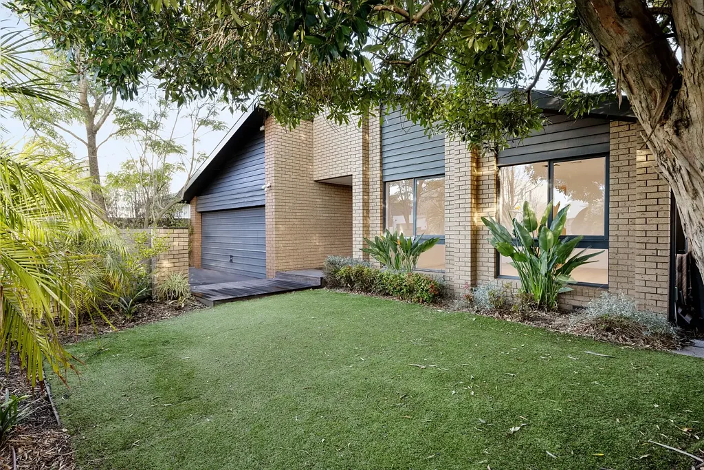 Fabulously Family Living Moments to Caulfield Park