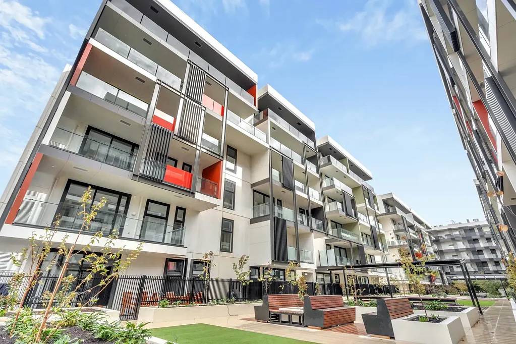 Modern & Convenient Living in the Heart of Norwood