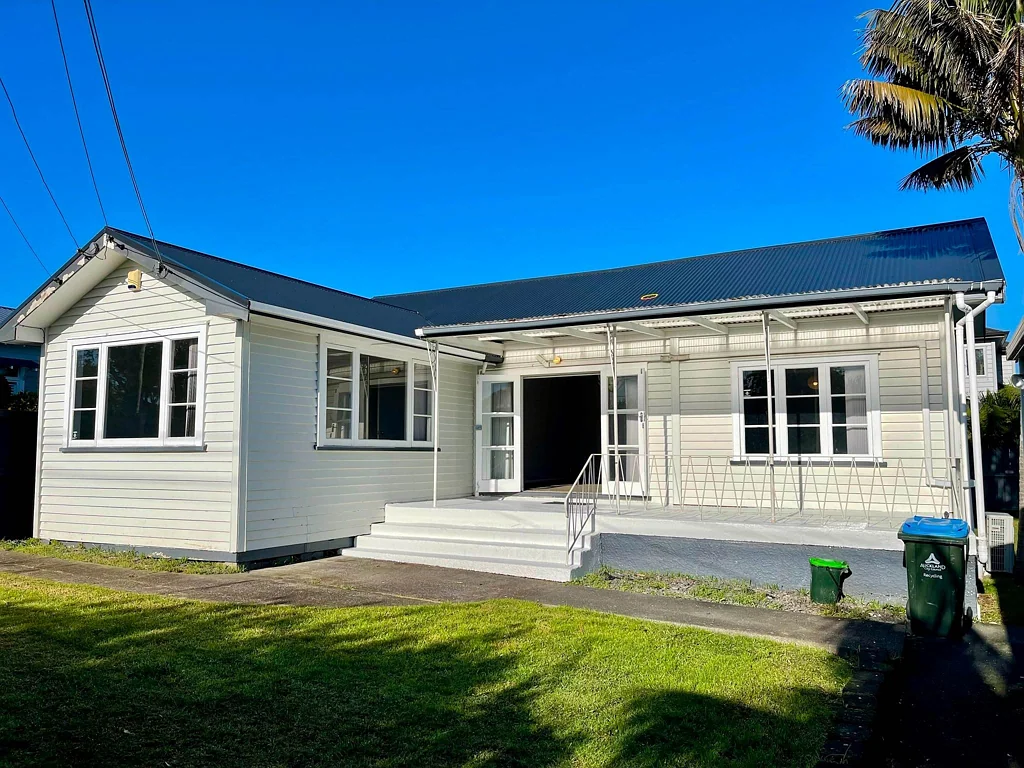 Family Home in Wonderful Waterview