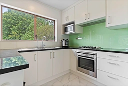 2/53 Meadway, Sunnyhills