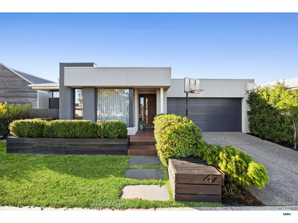 47 Rosser Bvd, Torquay, VIC 3228