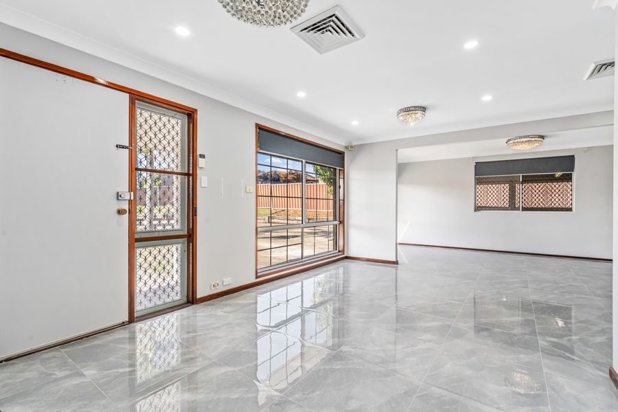 8 HAYDN PL, BONNYRIGG HEIGHTS NSW 2177, 0 Schlafzimmer, 0 Badezimmer, House