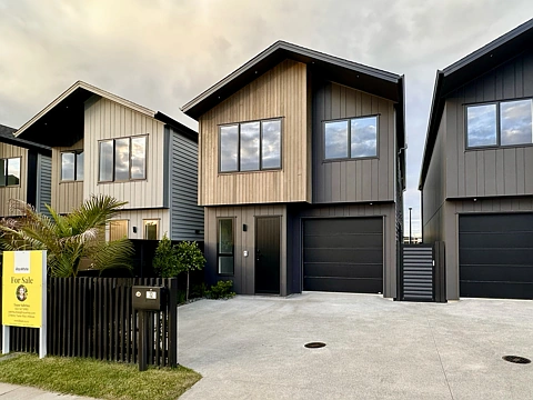 Milldale 4房  Elegant Modern Home With Luxurious Features