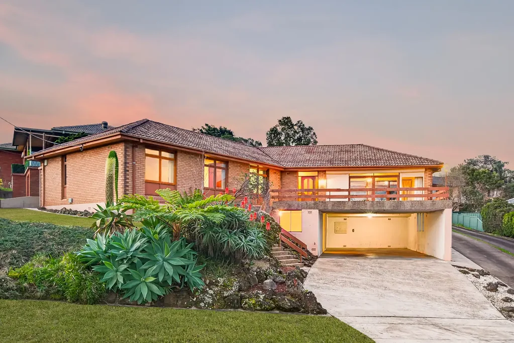 Carlingford 3कमरा Family living with exceptional potential