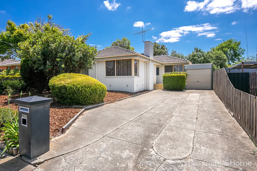 228 Gap Road, Sunbury, VIC 3429